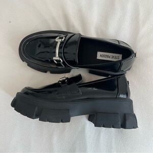 STEVE MADDEN PLATFORM LOAFER